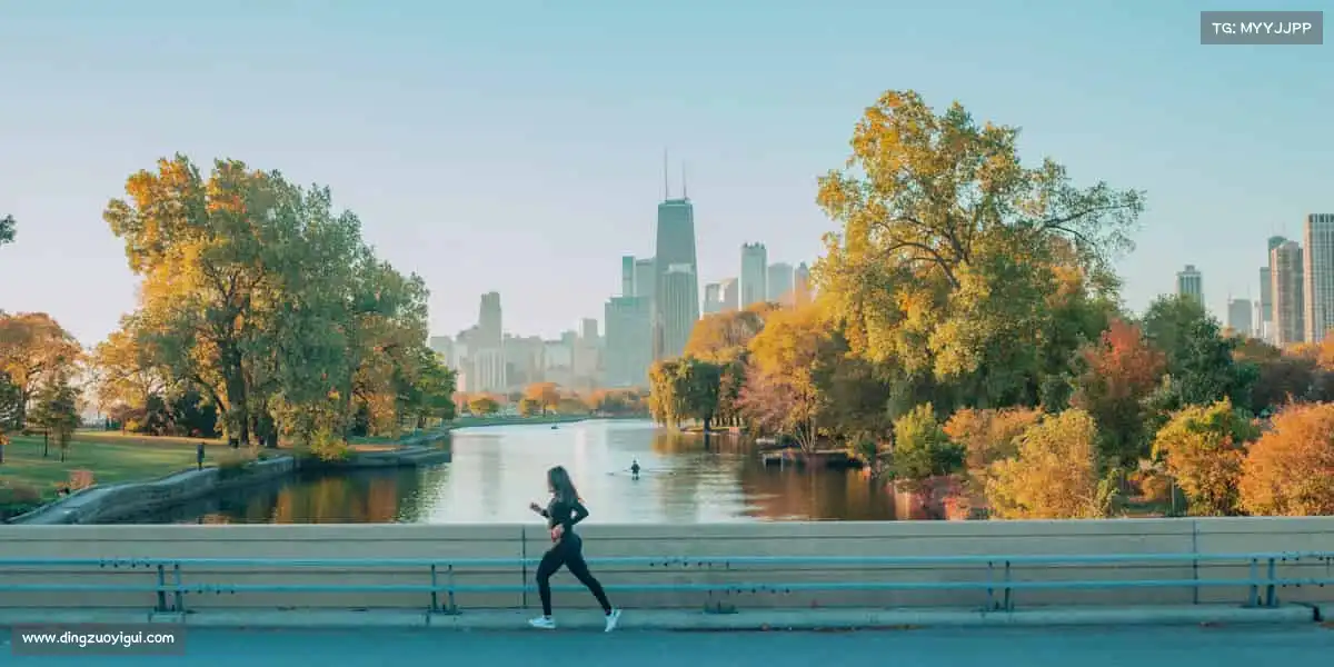 华体会官方🥋坚持、专注、突破 —— 在体育的世界，遇见更好的自己！